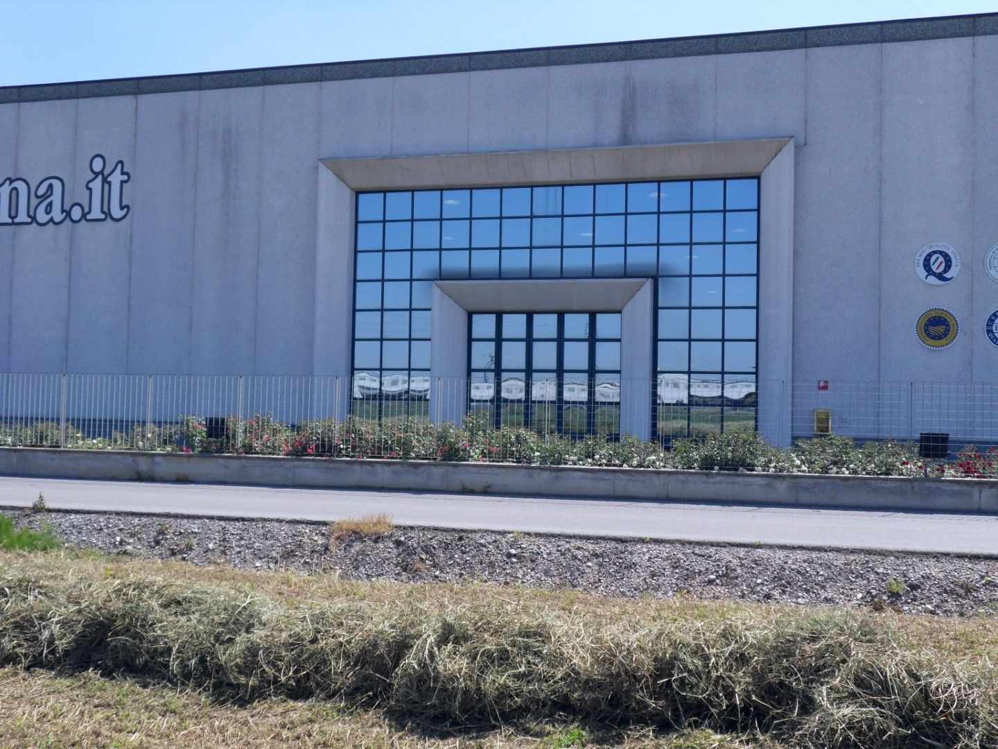 Facciate continue - Caseificio Zanetti